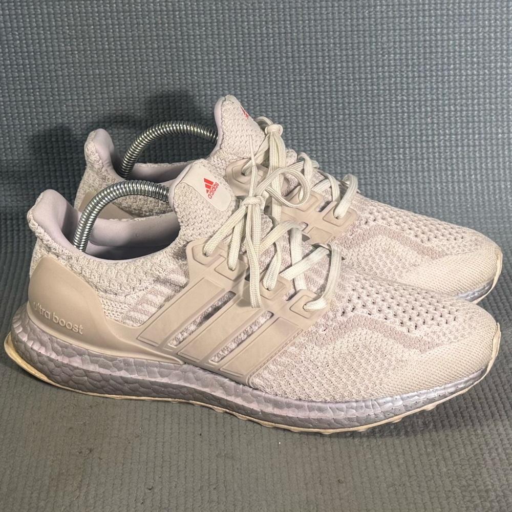 Adidas UltraBoost 5.0 DNA White/Beige Shoes FZ3976 Women’s Size 10